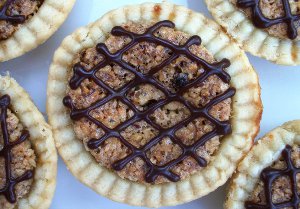 Chocolate Drizzled Hazelnut Maple Tarts Chocolate Drizzled Hazelnut Maple Tarts