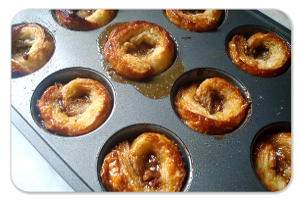 Easy_Maple_Pecan_Sticky_Buns.png Easy_Maple_Pecan_Sticky_Buns.png