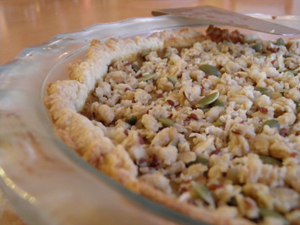 Granola Topped Pumpkin Maple Pie Granola Topped Pumpkin Maple Pie