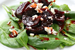Spinach Salad with Glazed Beets and Blue Cheese Spinach Salad with Glazed Beets and Blue Cheese